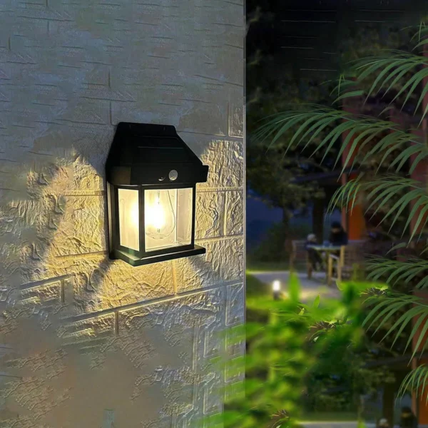 Zidne solarne lampe za dvorište 1+1 Gratis